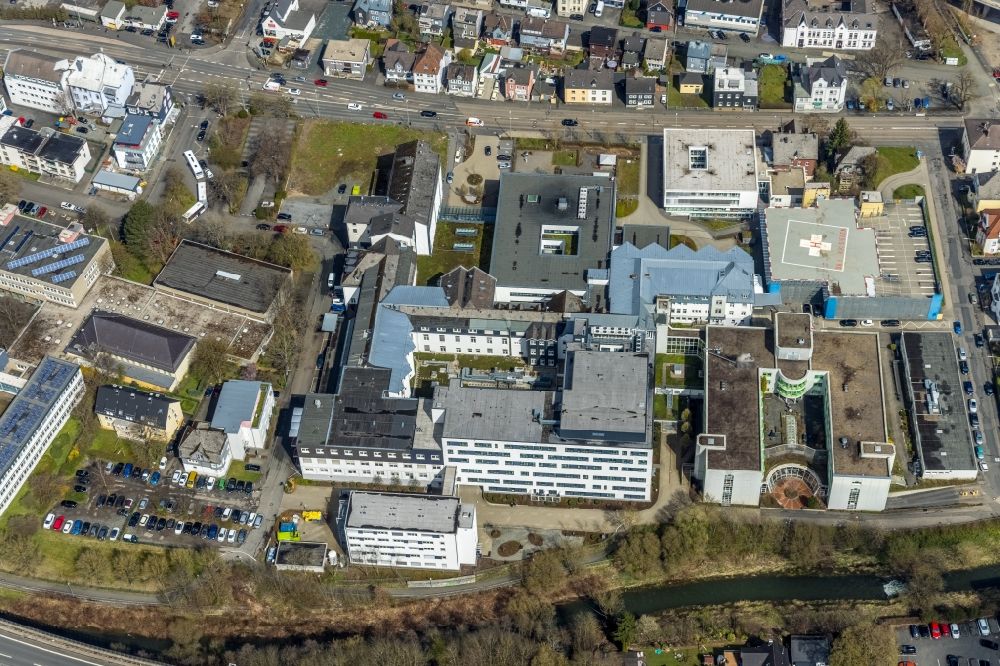 Aerial photograph Siegen - Hospital grounds of the Clinic Kreisklinikum Siegen on Weidenauer Strasse in Siegen on Siegerland in the state North Rhine-Westphalia, Germany