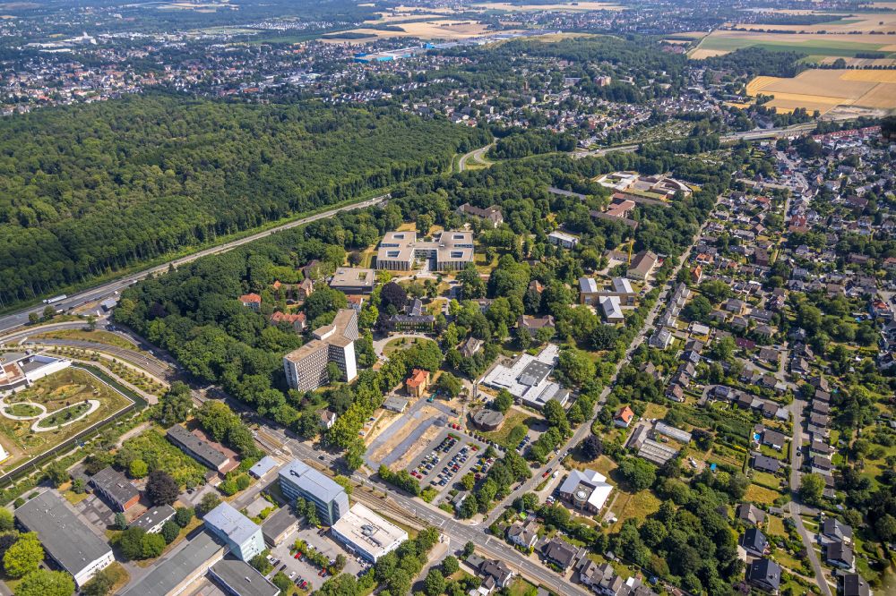 Dortmund from the bird's eye view: Hospital grounds of the Clinic LWL - clinic and psychosomatic emergency ambulance near Westfalendamm in Dortmund at Ruhrgebiet in the state North Rhine-Westphalia