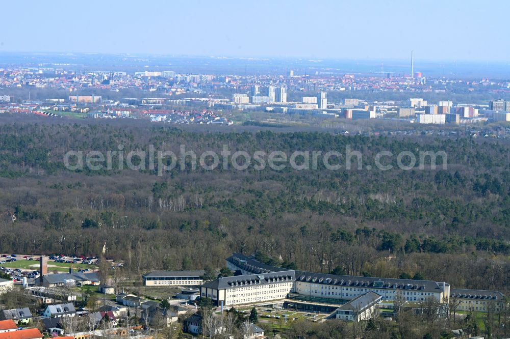 Halle (Saale) from the bird's eye view: Hospital grounds of the Clinic Martha-Maria on Roentgenstrasse in the district Doelau in Halle (Saale) in the state Saxony-Anhalt, Germany
