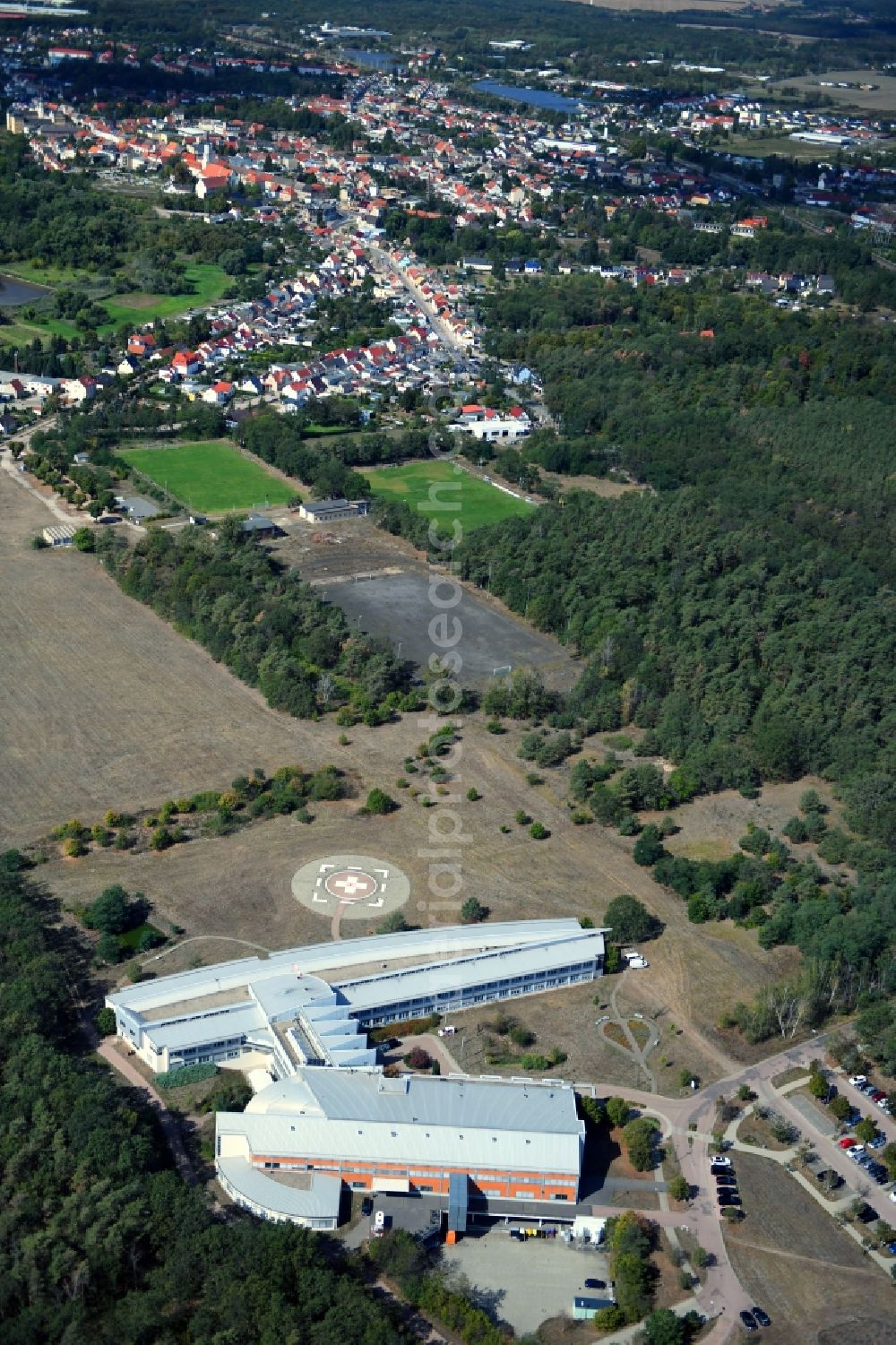 Coswig (Anhalt) from the bird's eye view: Hospital grounds of the Clinic MediClin Herzzentrum Coswig Lerchenfeld in the district Dueben in Coswig (Anhalt) in the state Saxony-Anhalt, Germany