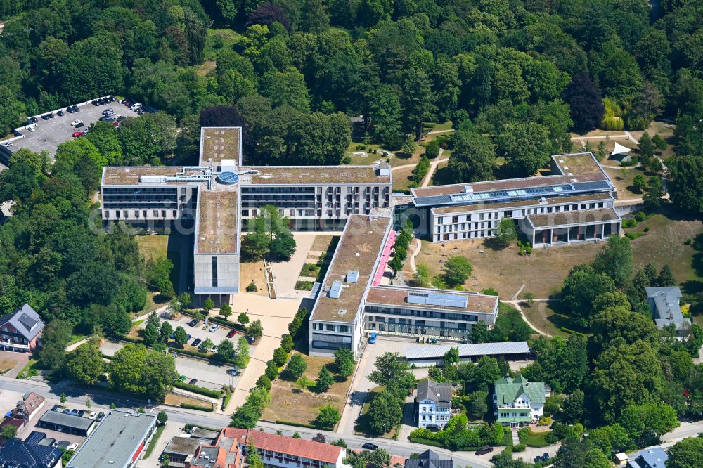 Aerial photograph Bad Malente-Gremsmühlen - Hospital grounds of the Clinic Muehlenbergklinik - Holsteinische Schweiz on Frahmsallee in Bad Malente-Gremsmuehlen in the state Schleswig-Holstein, Germany