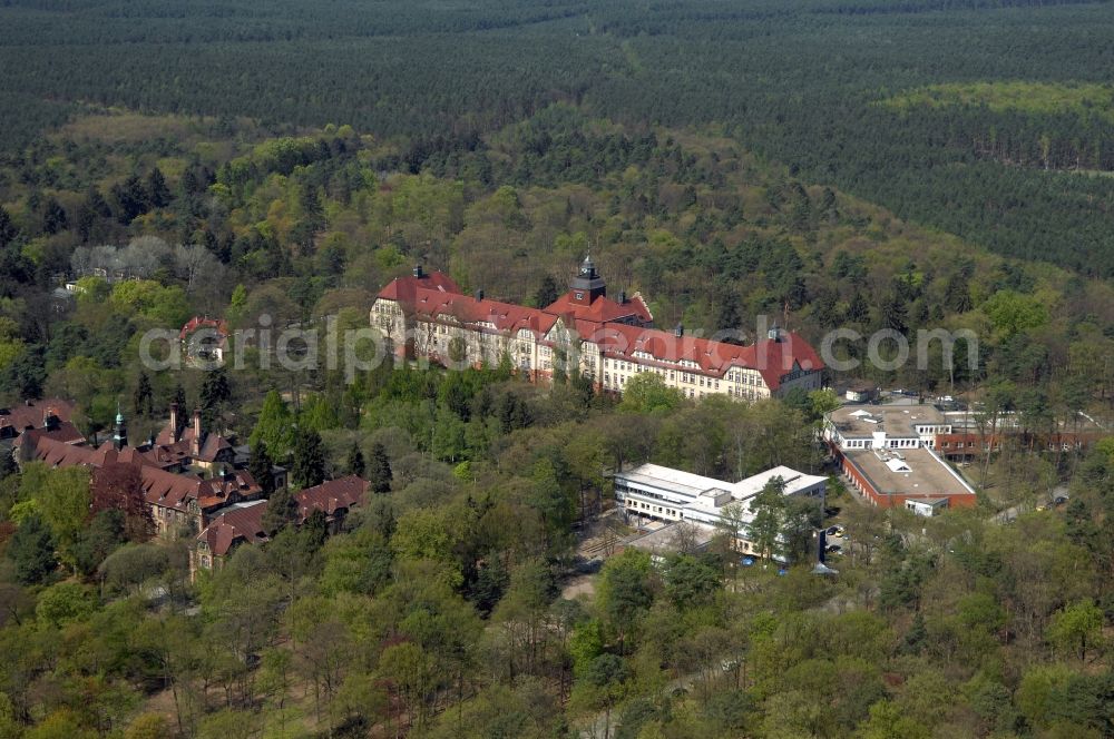 Aerial photograph Beelitz-Heilstätten - Hospital grounds of the Clinic Neurologische Fachkliniken on Paracelsus-Ring in Beelitz-Heilstaetten in the state Brandenburg, Germany