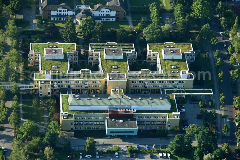 Aerial photograph Berlin - Hospital grounds of the Clinic Sankt Marien in the district Steglitz-Zehlendorf in Berlin, Germany