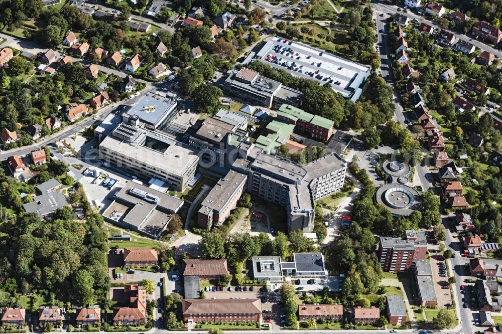 Aerial image Lüneburg - Hospital grounds of the Clinic Staedtisches Klinikum Lueneburg in Lueneburg in the state Lower Saxony, Germany