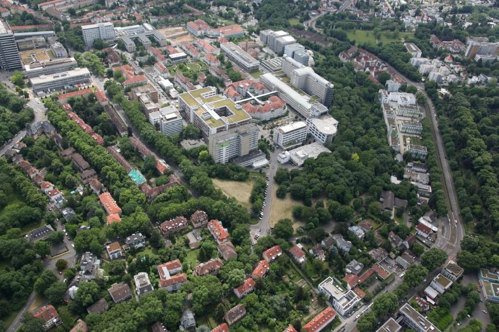 Aerial image Mainz - Hospital grounds of the Clinic Universitaetsmedizin of Johannes Gutenberg-Universitaet Mainz in Mainz in the state Rhineland-Palatinate, Germany