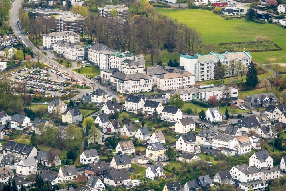 Aerial image Meschede - Hospital grounds of the Clinic St. Walburga-Krankenhaus Meschede on Schederweg in Meschede in the state North Rhine-Westphalia, Germany