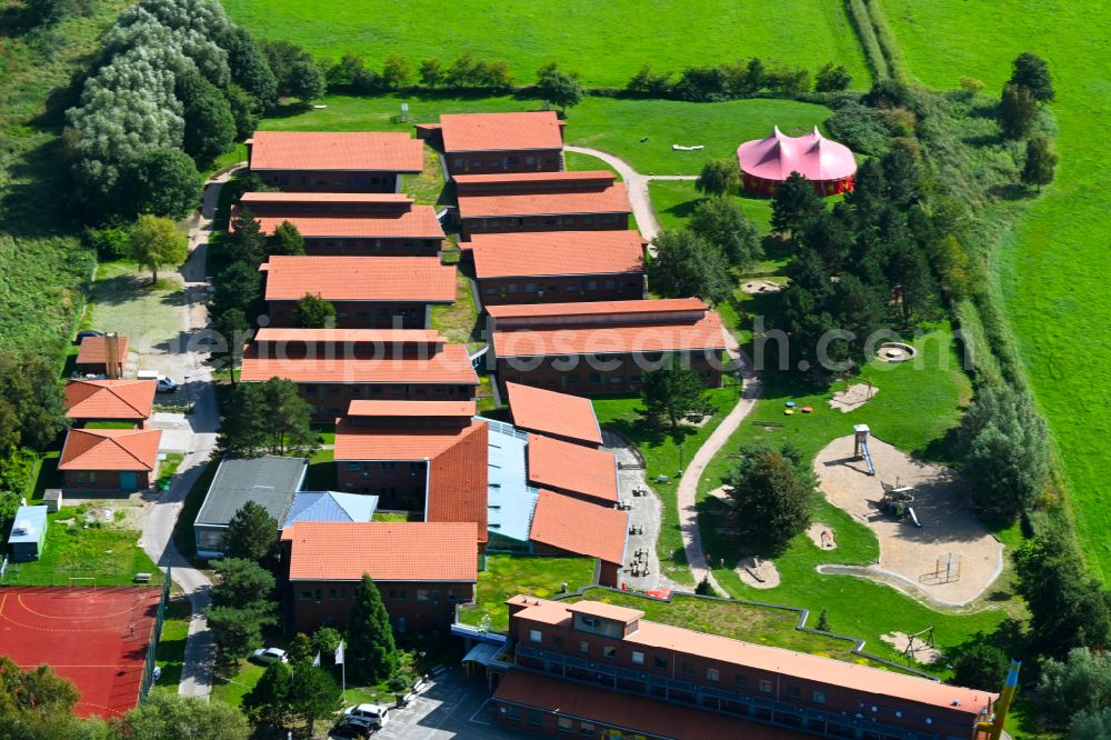 Aerial photograph Zingst - Hospital grounds of the rehabilitation center Ostseeklinik Zingst in Zingst at the baltic sea coast in the state Mecklenburg - Western Pomerania, Germany