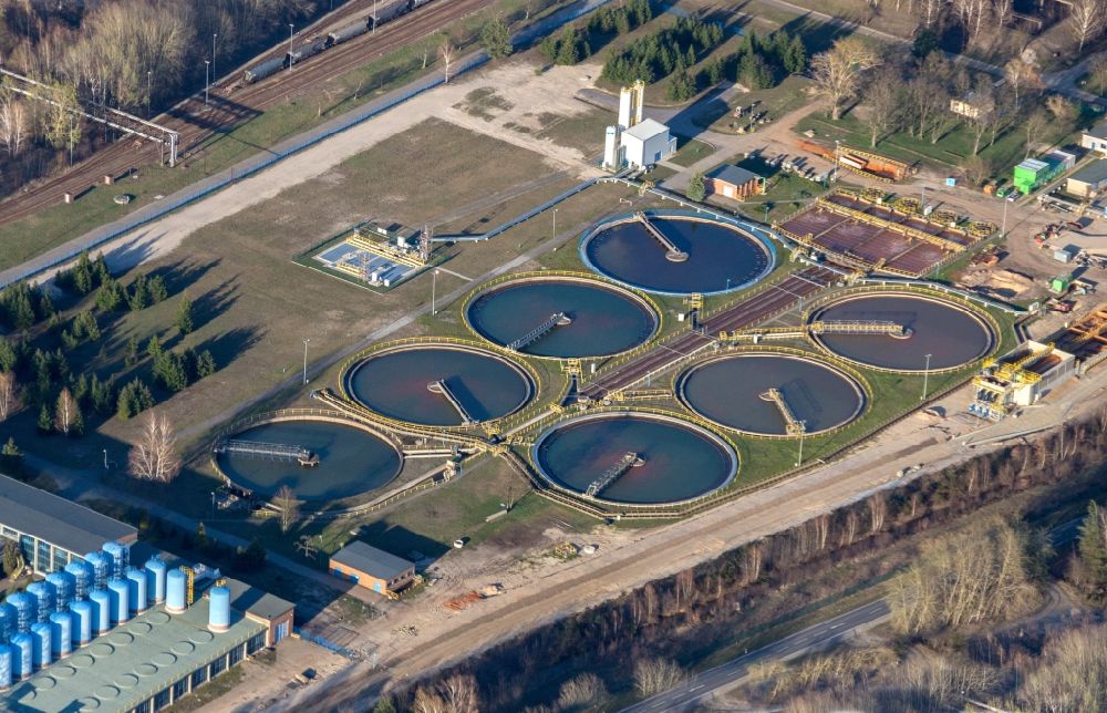 Spremberg from above - Sewage works Basin and purification steps for waste water treatment BASF in Spremberg in the state Saxony, Germany