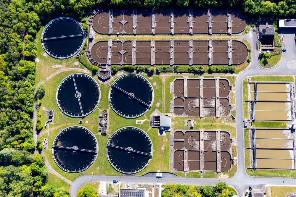 Aerial photograph Münster - Sewage works Basin and purification steps for waste water treatment Coerde on Coerder Liekweg in Muenster in the state North Rhine-Westphalia, Germany
