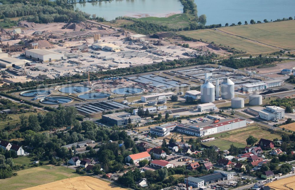 Aerial photograph Erfurt - Sewage works Basin and purification steps for waste water treatment Klaeranlage Erfurt on Elxlebener Strasse in the district Kuehnhausen in Erfurt in the state Thuringia, Germany