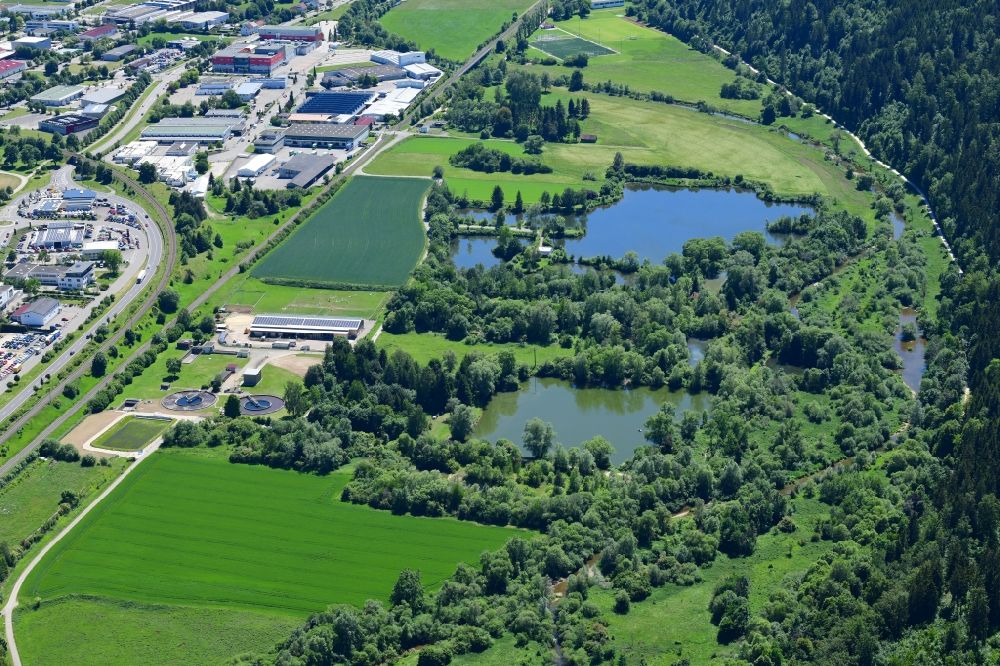 Tuttlingen from the bird's eye view: Sewage works basin and purification steps for waste water treatment in the district Moehringen Vorstadt and landscape at the river Danube with ponds in Tuttlingen in the state Baden-Wuerttemberg, Germany