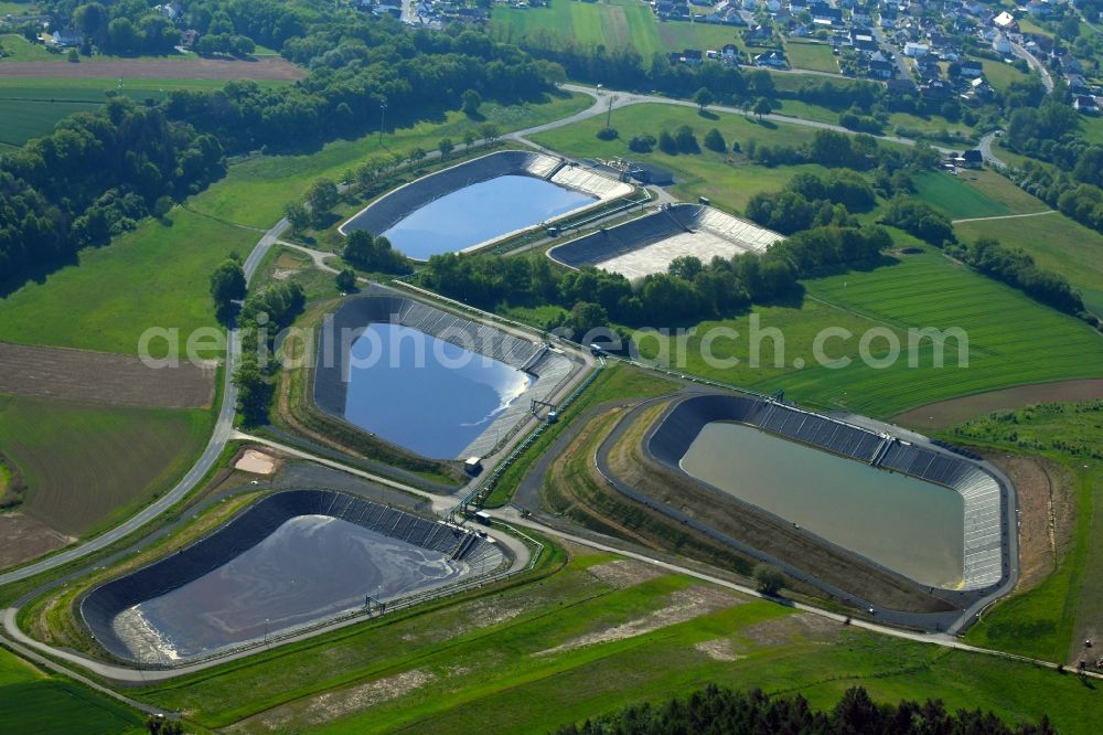 Aerial image Heringen (Werra) - Sewage works Basin and purification steps for waste water treatment in the district Bengendorf in Heringen (Werra) in the state Hesse, Germany