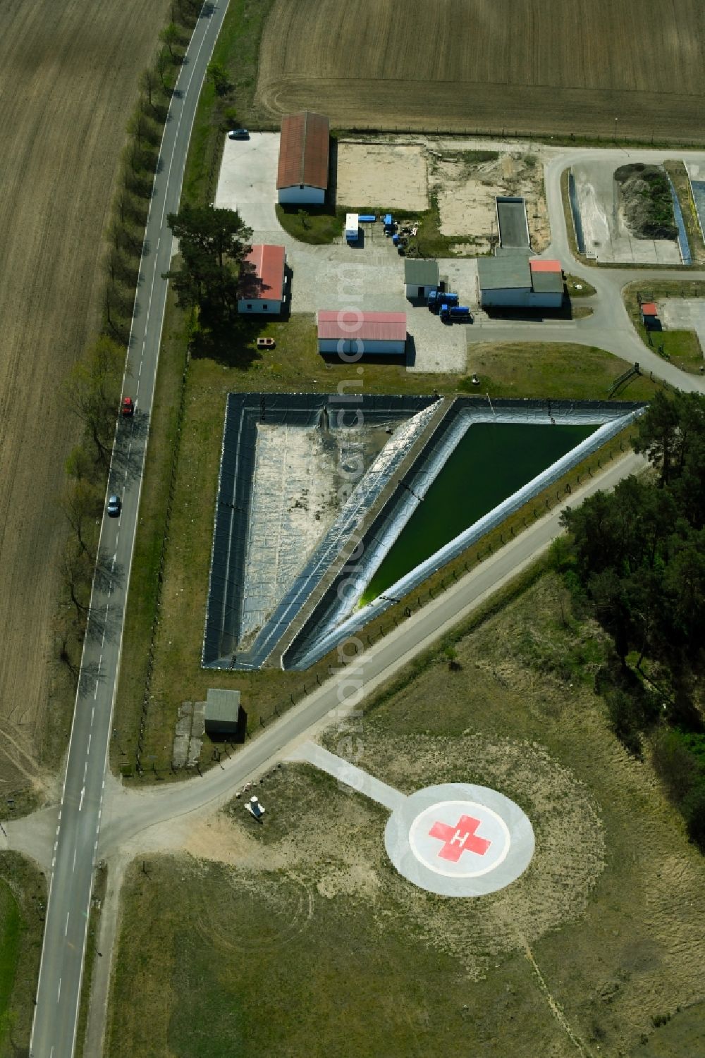 Templin from above - Sewage works Basin and purification steps for waste water treatment in the district Hindenburg in Templin in the state Brandenburg, Germany