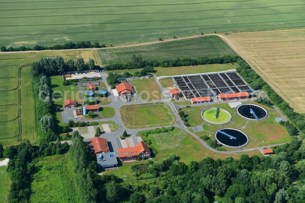 Silstedt from the bird's eye view: Sewage works Basin and purification steps for waste water treatment in Silstedt in the state Saxony-Anhalt, Germany