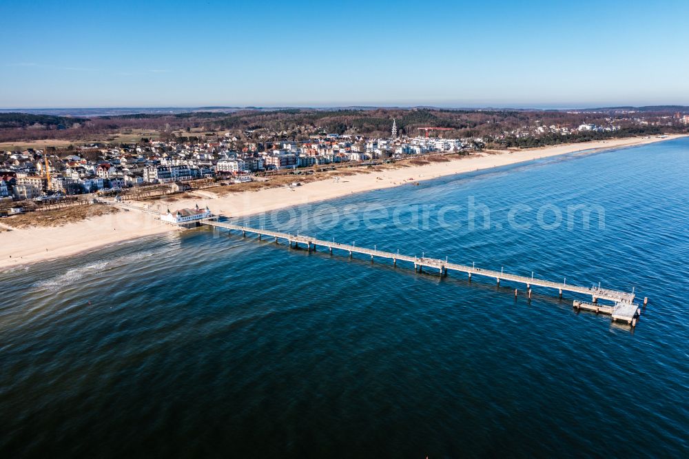 Aerial image Heringsdorf - Running surfaces and construction of the pier over the water surface . in Heringsdorf on the island of Usedom in the state Mecklenburg - Western Pomerania, Germany