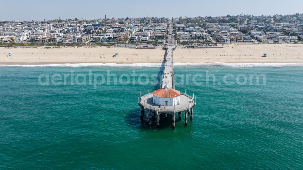Aerial image Manhattan Beach - Running surfaces and construction of the pier over the water surface . in Manhattan Beach in California, United States of America