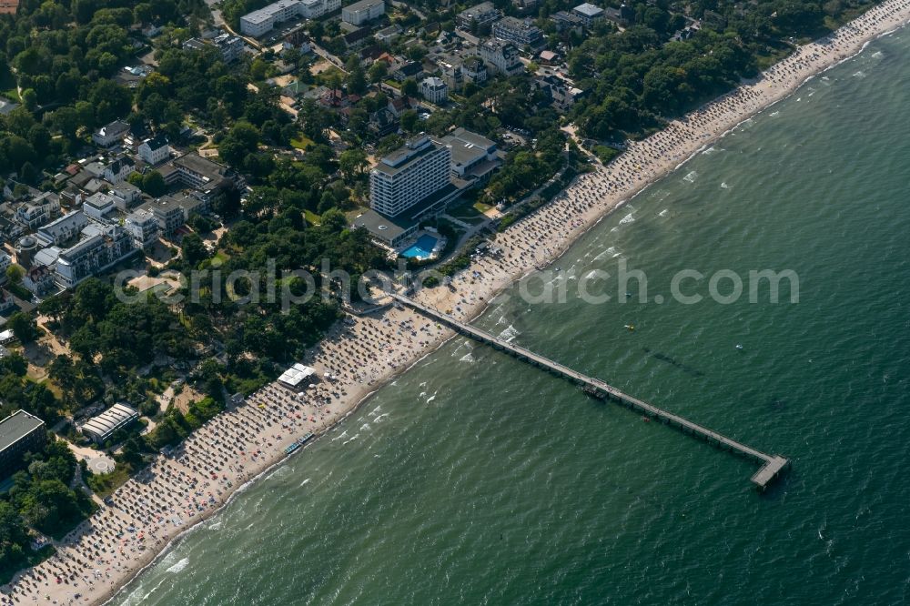 Aerial photograph Timmendorfer Strand - Running surfaces and construction of the pier over the water surface . in Timmendorfer Strand in the state Schleswig-Holstein, Germany