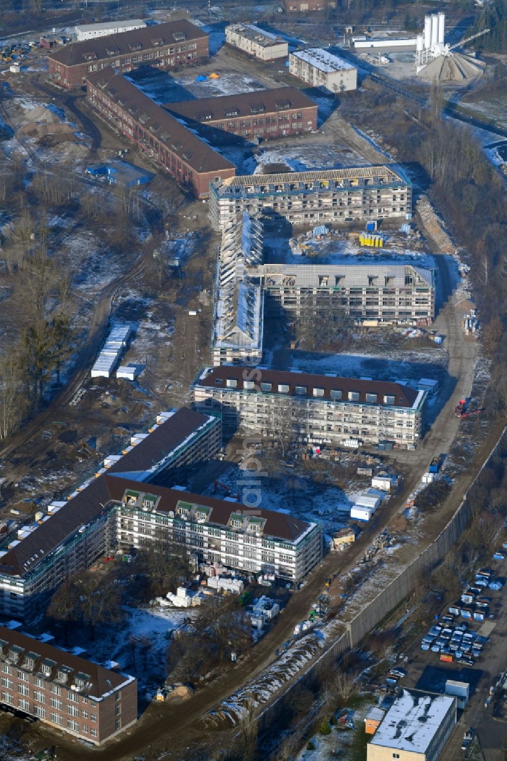 Aerial image Bernau - Construction site for the renovation and reconstruction of the building complex of the former military barracks Sanierungsgebiet Panke-Park on Schoenfelder Weg in Bernau in the state Brandenburg, Germany