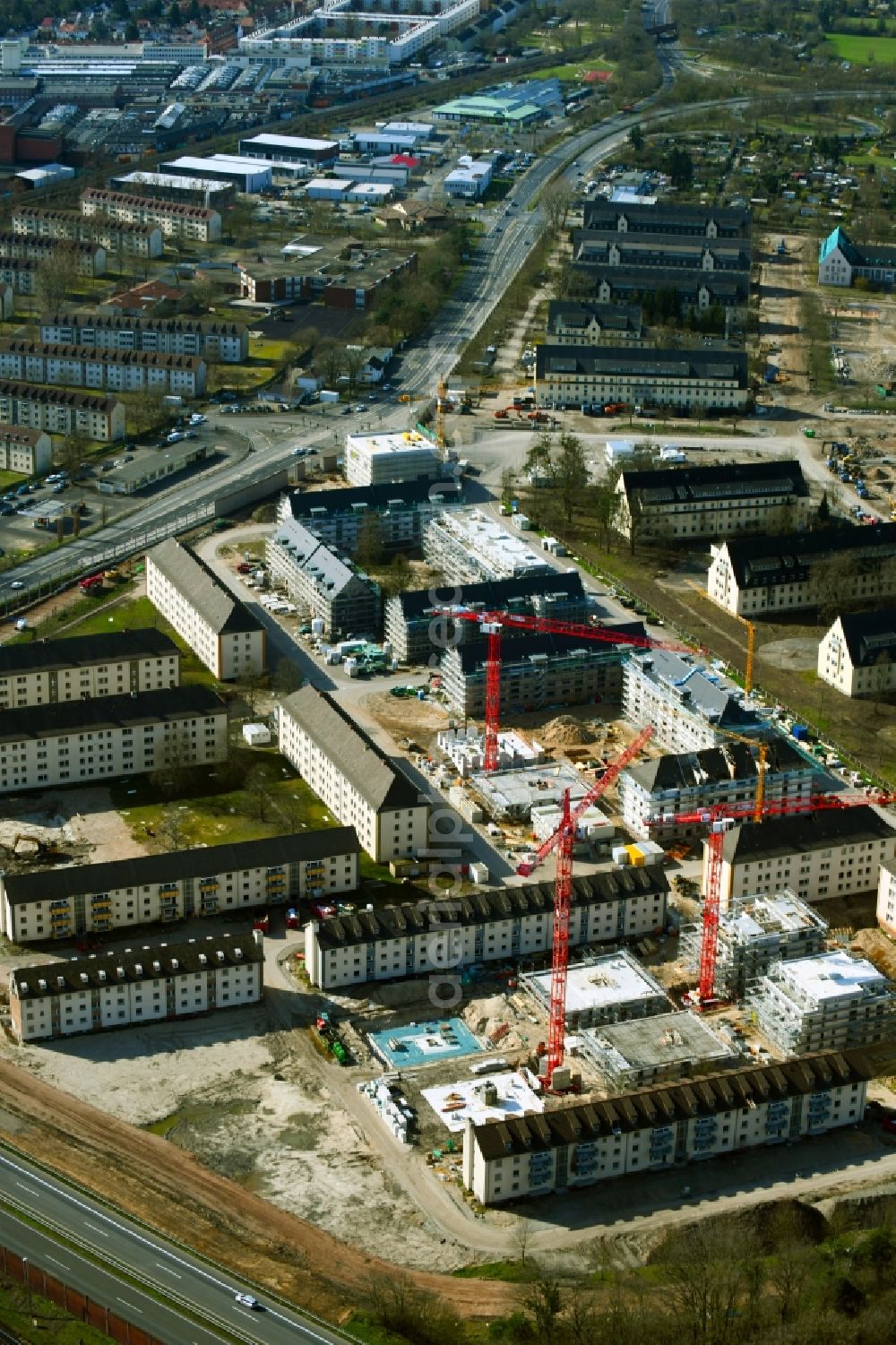 Aerial photograph Hanau - Construction site for the renovation and reconstruction of the building complex of the former military barracks PIONEER QUARTIER in the district Wolfgang in Hanau in the state Hesse, Germany