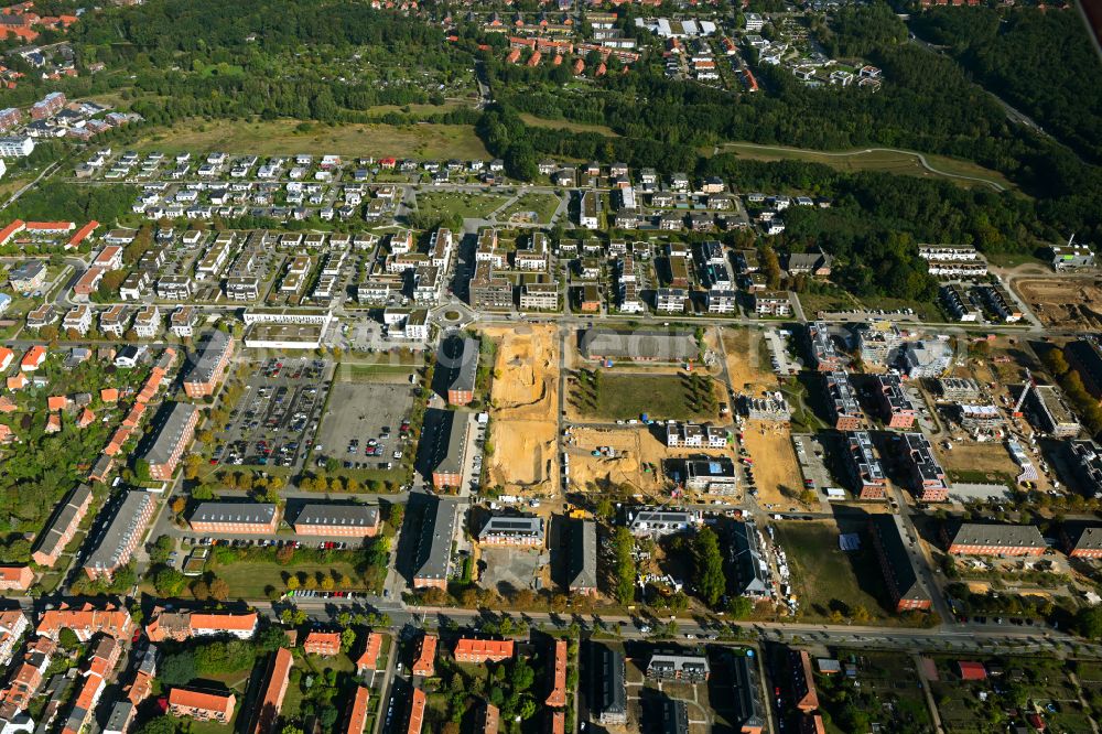 Lüneburg from the bird's eye view: Construction site for the renovation and conversion of the building complex of the former military barracks Schlieffen-Kaserne to a residential area Hanseviertel on Bleckeder Landstrasse in Lueneburg in the state Lower Saxony, Germany