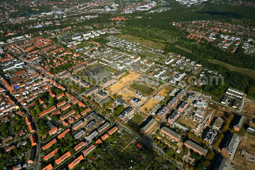 Aerial image Lüneburg - Construction site for the renovation and conversion of the building complex of the former military barracks Schlieffen-Kaserne to a residential area Hanseviertel on Bleckeder Landstrasse in Lueneburg in the state Lower Saxony, Germany