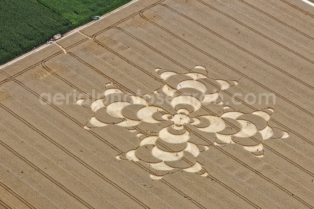 Aerial image Mammendorf - Crop circle with onlookers in a field in Mammendorf in the state Bavaria. Part-time farmer Josef Huber has set up a truck with a viewing platform and sells drinks to the crop circle pilgrims