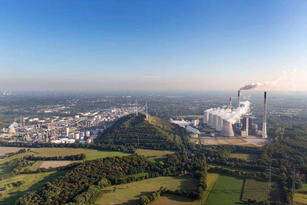 Aerial image Gelsenkirchen - Power plant Scholven Gelsenkirchen from the company E.ON Kraftwerke GmbH in the Ruhr area in North Rhine-Westphalia