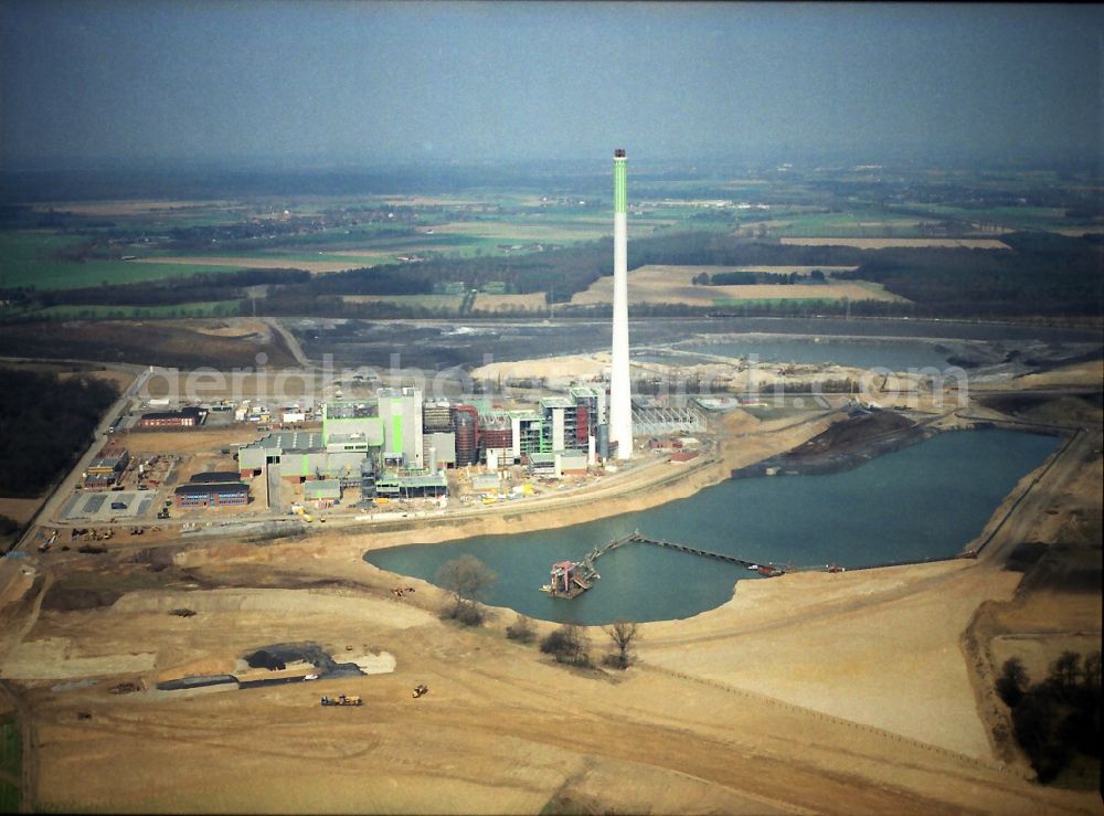 Kamp-Lintfort from above - Power plants and exhaust towers of Waste incineration plant station Abfallentsorgungszentrum Asdonkshof Graftstrasse in Kamp-Lintfort in the state North Rhine-Westphalia, Germany