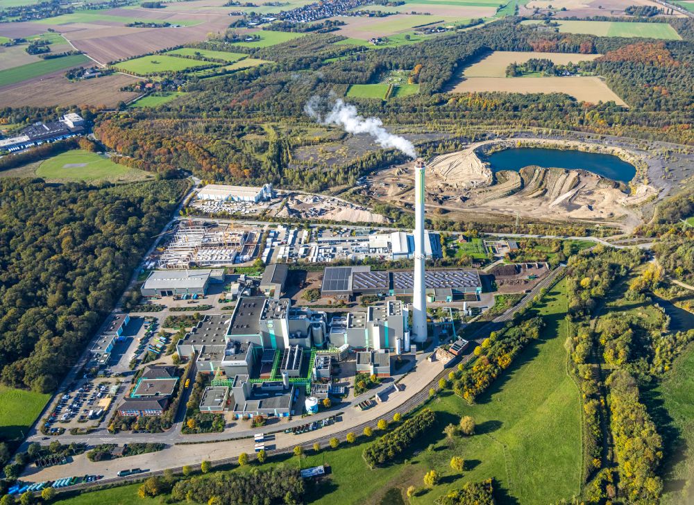 Aerial photograph Kamp-Lintfort - Power plants and exhaust towers of Waste incineration plant station Abfallentsorgungszentrum Asdonkshof Graftstrasse in Kamp-Lintfort in the state North Rhine-Westphalia, Germany