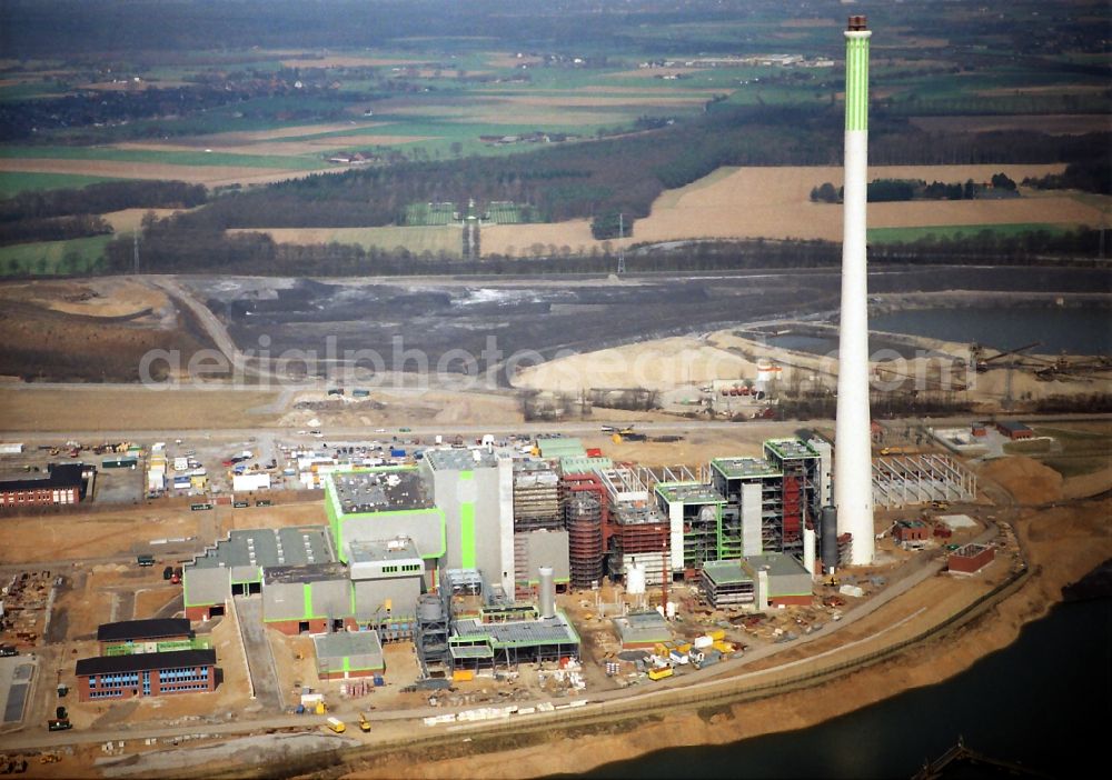 Aerial image Kamp-Lintfort - Power plants and exhaust towers of Waste incineration plant station Abfallentsorgungszentrum Asdonkshof Graftstrasse in Kamp-Lintfort in the state North Rhine-Westphalia, Germany
