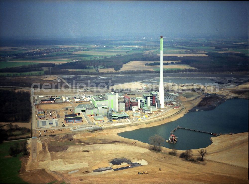 Kamp-Lintfort from above - Power plants and exhaust towers of Waste incineration plant station Abfallentsorgungszentrum Asdonkshof Graftstrasse in Kamp-Lintfort in the state North Rhine-Westphalia, Germany