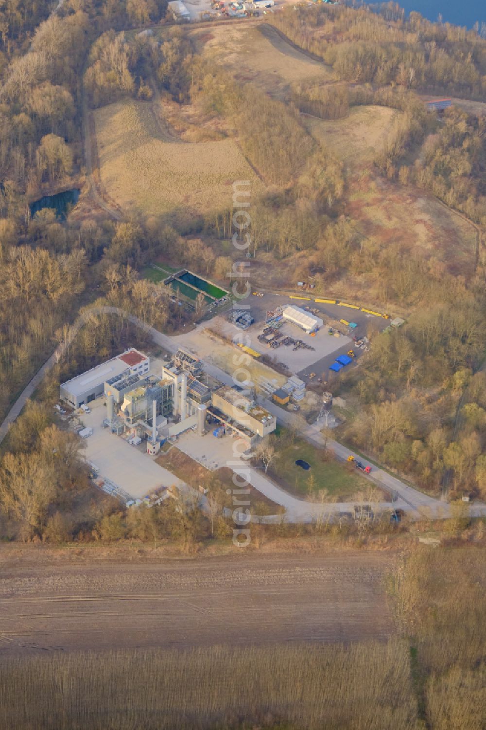 Aerial photograph Landshut - Power plants and exhaust towers of Waste incineration plant station and biomass cogeneration plant on street Hans-Bleibrunner-Weg in Landshut in the state Bavaria, Germany