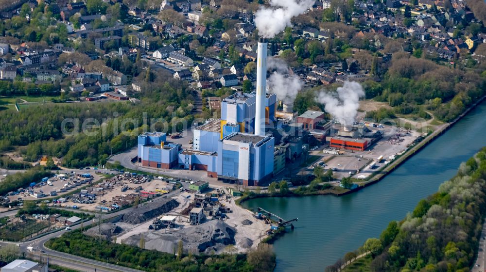Aerial photograph Oberhausen - Power plants and exhaust towers of Waste incineration plant station in Oberhausen at Ruhrgebiet in the state North Rhine-Westphalia, Germany