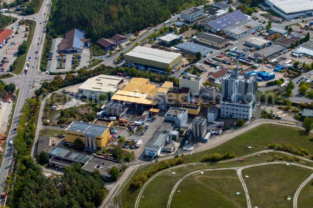 Rednitzhembach from above - Closure Power plants and exhaust towers of Waste incineration plant station on Siemensstrasse in Gewerbegebiet Nord in the district Igelsdorf in Rednitzhembach in the state Bavaria, Germany