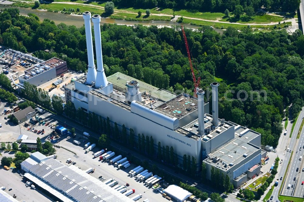 München from above - Power plants of the Suedheizkraftwerk at Schaeftlarnstrasse in Munich Sendling in the state of Bavaria