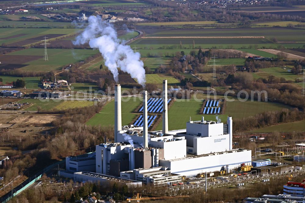 Aerial photograph München - Power plants and exhaust towers of thermal power station SWM Heizkraftwerk Nord in Unterfoehring in the state of Bavaria