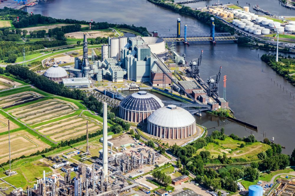 Hamburg from above - Power plants and exhaust towers of thermal power station Vattenfall Tiefstack in Hamburg Moorburg, Germany
