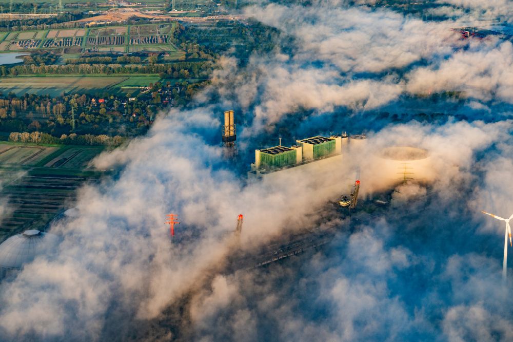 Aerial image Hamburg - Power plants and exhaust towers of thermal power station Vattenfall Tiefstack in Hamburg Moorburg, Germany