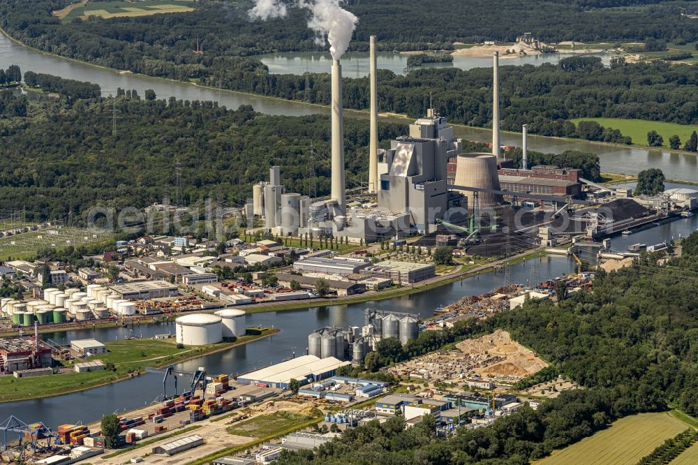 Karlsruhe from the bird's eye view: Power plants and exhaust towers of coal thermal power station EnBW Energie Baden-Wuerttemberg AG, Rheinhafen-Dampfkraftwerk Karlsruhe in Karlsruhe in the state Baden-Wuerttemberg, Germany