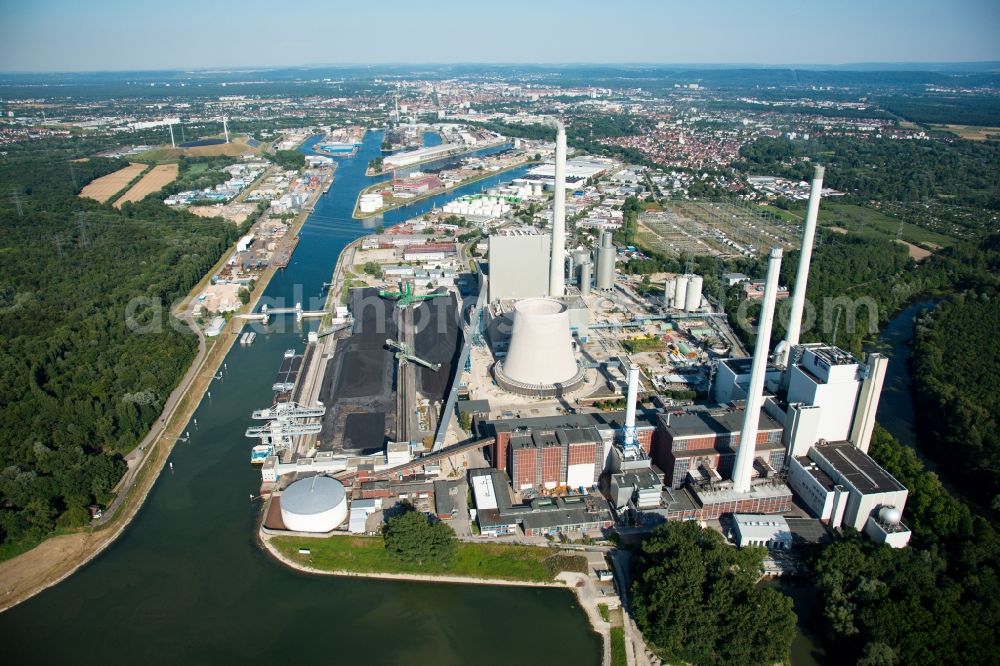 Karlsruhe from the bird's eye view: Power plants and exhaust towers of coal thermal power station in the district Daxlanden in Karlsruhe in the state Baden-Wurttemberg, Germany