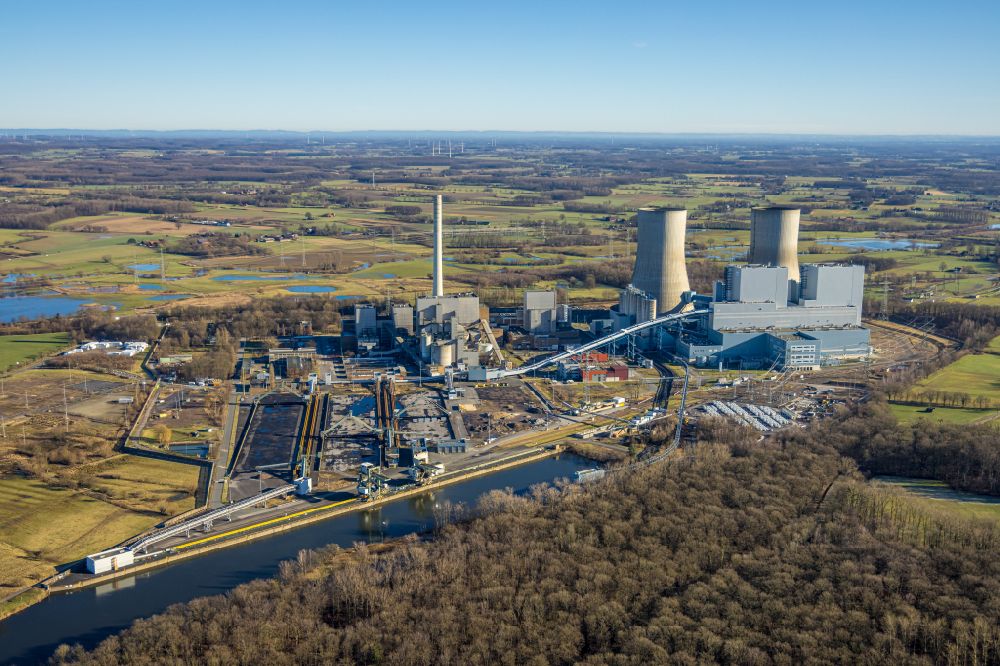 Aerial photograph Schmehausen - Power plants of the coal thermal power station of RWE Power in Schmehausen in the state North Rhine-Westphalia, Germany