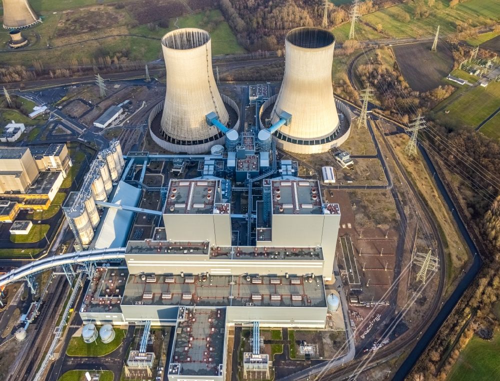 Aerial photograph Hamm - Power plants and exhaust towers of coal thermal power station of RWE Power in the Schmehausen part of Hamm in the state of North Rhine-Westphalia