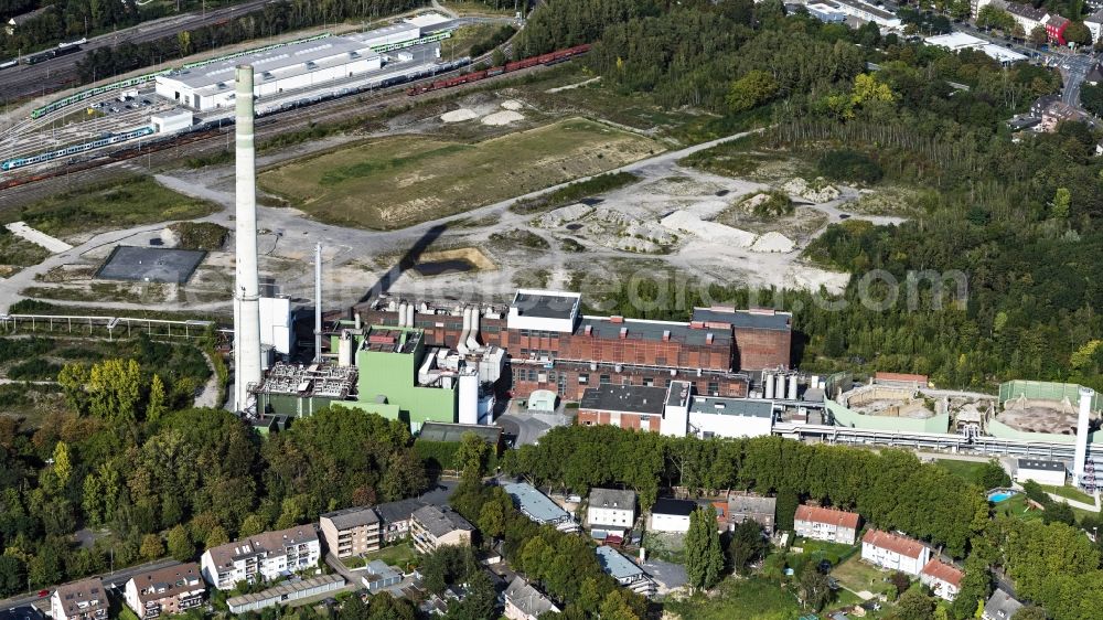 Aerial photograph Herne - Power plant of the coal thermal power station Shamrock on site of the former mining pit Shamrock and railway depot and repair shop for maintenance in the Wanne-Eickel part of Herne in the state of North Rhine-Westphalia
