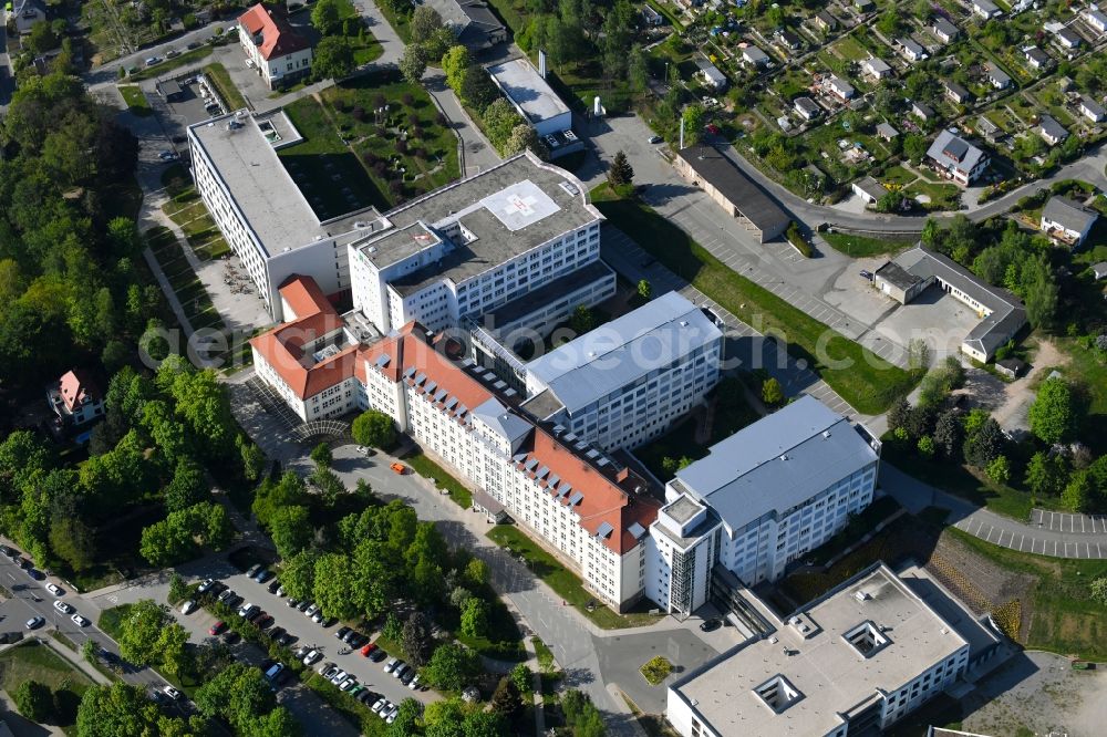 Aerial photograph Aue - Hospital grounds of the Clinic Helios Klinikum Aue on Gartenstrasse in Aue in the state Saxony, Germany
