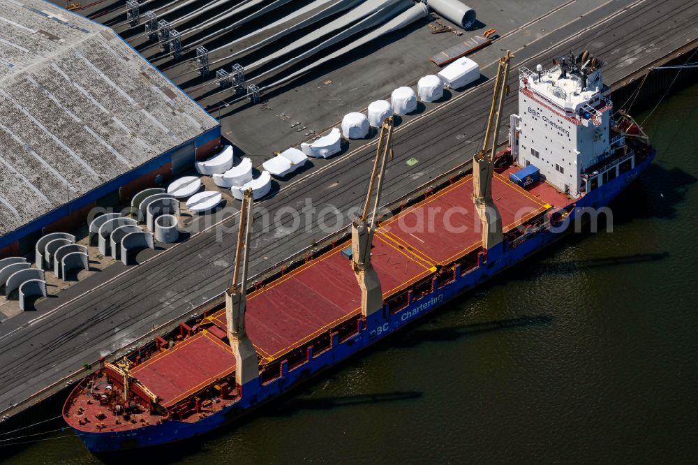 Aerial photograph Bremen - Crane ship anchoring in the port at the Bremerhaven offshore terminal in the Neustaedter Hafen district in Bremen, Germany