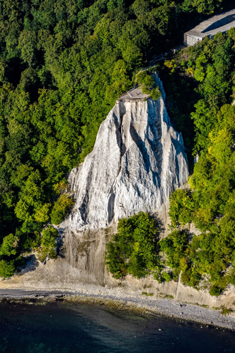 Aerial photograph Stubbenkammer - Wooded chalk cliffs and cliff landscape in the Jasmund National Park on the cliffs on the Baltic Sea in Stubbenkammer on the island of Ruegen in the state Mecklenburg-West Pomerania, Germany