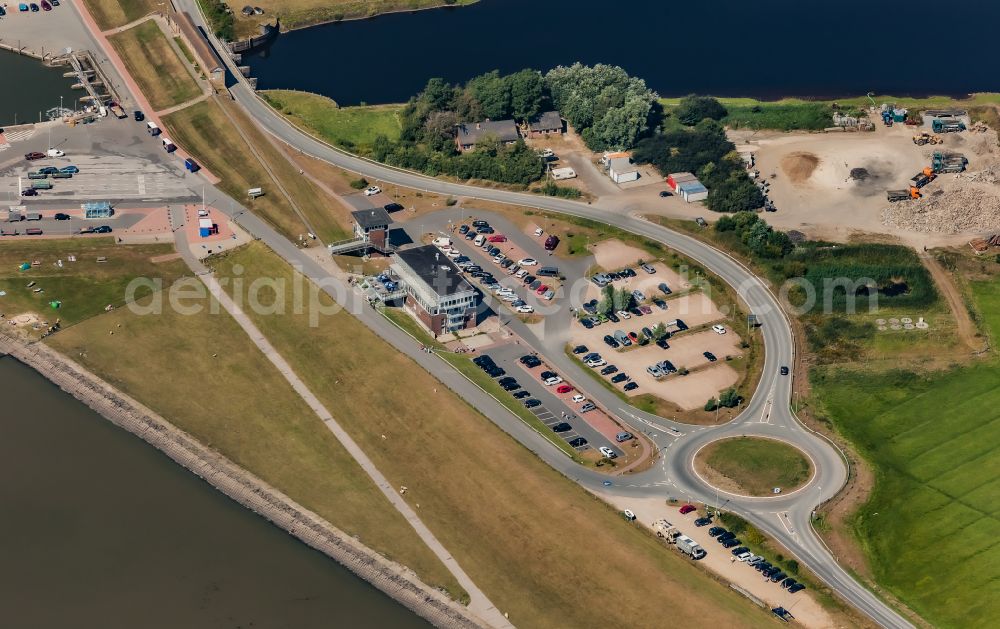 Aerial image Ockholm - Traffic routing of the roundabout and course of the state road L191 near Schluettsiel in Ockholm North Friesland in the state Schleswig-Holstein, Germany