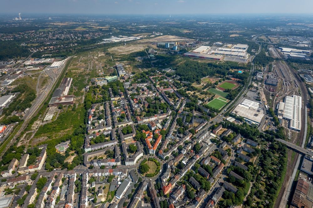 Aerial photograph Dortmund - Traffic management of the roundabout road Borsigstrasse - Wambeler Strasse in the district Borsigplatz in Dortmund in the state North Rhine-Westphalia, Germany