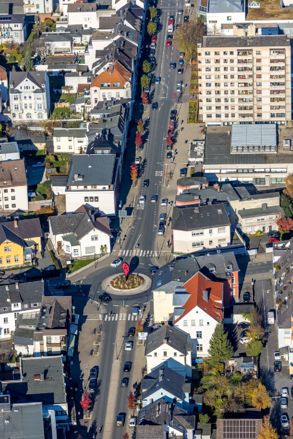 Aerial image Arnsberg - Traffic management of the roundabout road of Clemens-August-Strasse and of Rumbecker Strasse in the district Wennigloh in Arnsberg in the state North Rhine-Westphalia, Germany