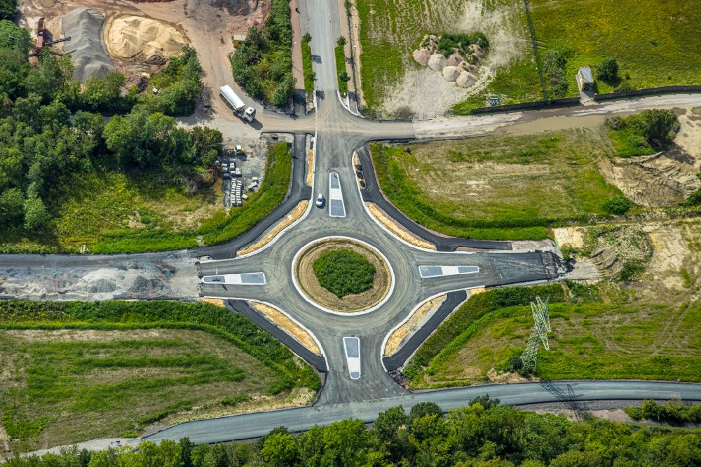 Ahlen from above - Traffic management of the roundabout and the course of the road at the commercial area Zeche Westfalen on Bergamtsstrasse in Ahlen in the state North Rhine-Westphalia, Germany